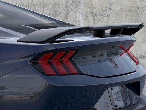 New 2025 Ford Mustang Dark Horse image 22