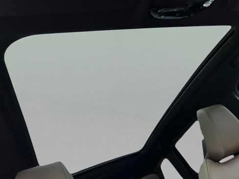 Used 2025 BMW X3 xDrive30i w/ Premium Package image 32