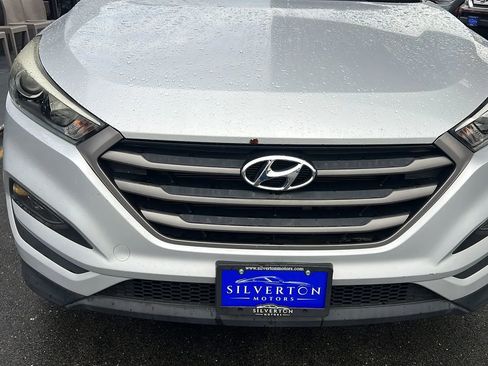 Used 2016 Hyundai Tucson SE w/ Option Group 02 image 16