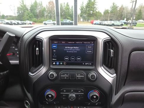 Used 2021 Chevrolet Silverado 1500 LT image 55