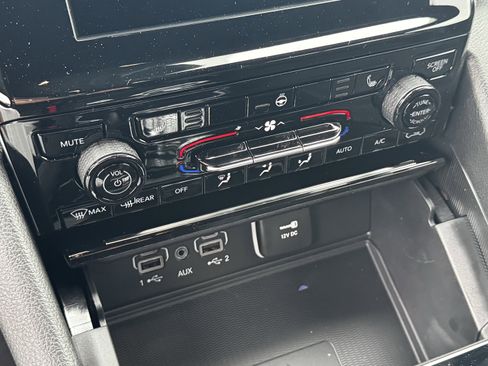 New 2025 Jeep Grand Cherokee Altitude image 19