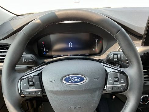Used 2023 Ford Escape Active AWD/4WD image 4
