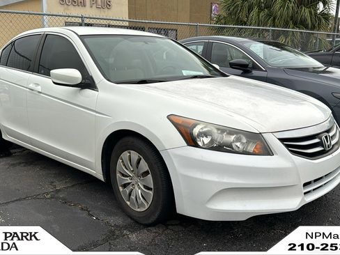 Used 2012 Honda Accord LX image 1