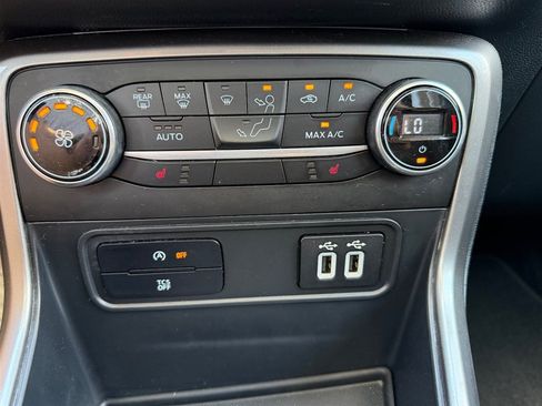 Used 2021 Ford EcoSport SE FWD image 25