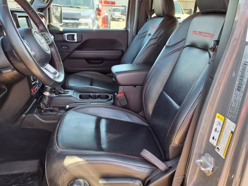 Used 2019 Jeep Wrangler Unlimited Rubicon w/ Dual Top Group image 27