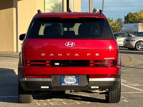 Used 2025 Hyundai Santa Fe Limited image 5