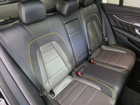 Used 2023 Mercedes-Benz E 63 AMG S image 29