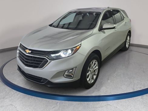 Used 2018 Chevrolet Equinox LT FWD image 1