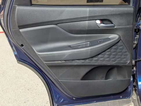 Used 2022 Hyundai Santa Fe SEL image 15