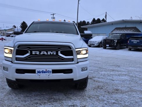 Used 2018 RAM 2500 Limited image 3