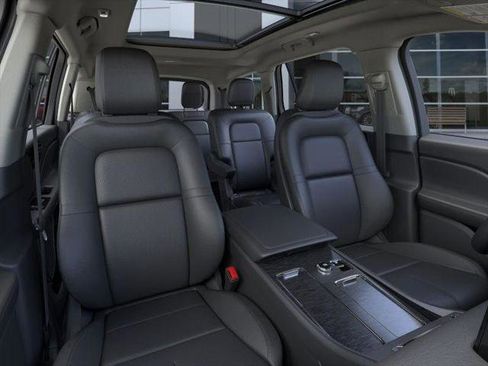 New 2026 Lincoln Aviator AWD w/ Jet Appearance Package image 10