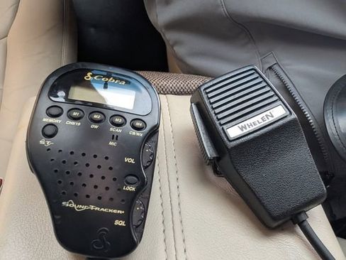 Used 1999 Lincoln Town Car Executive image 22