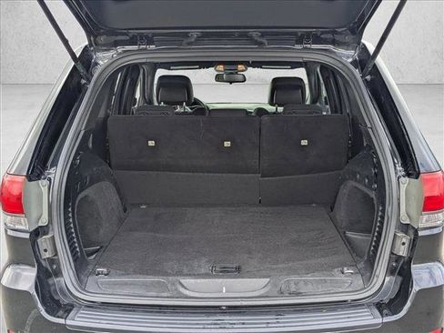 Used 2016 Jeep Grand Cherokee Laredo image 6