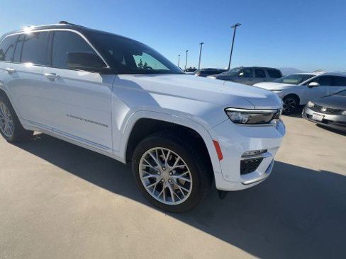 Used 2022 Jeep Grand Cherokee Summit w/ Advanced Protech Group IV image 2