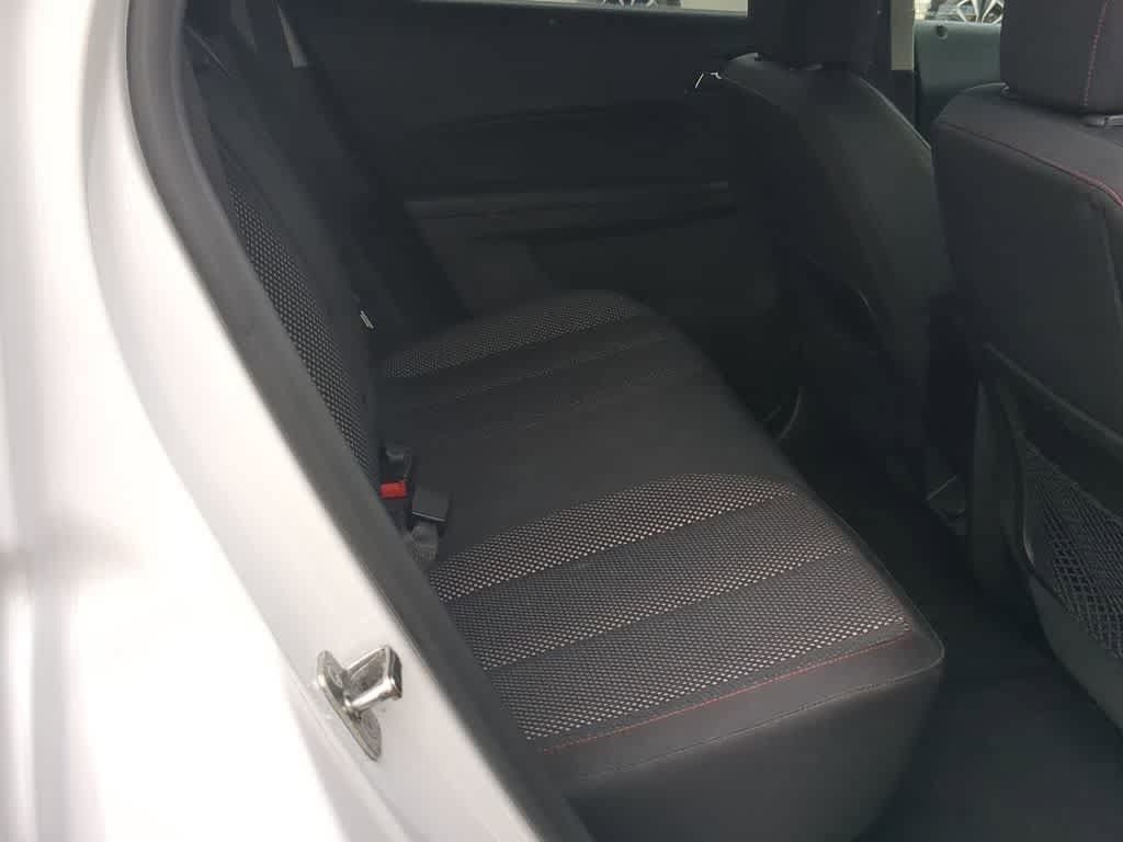 Used 2017 GMC Terrain SLE FWD image 19