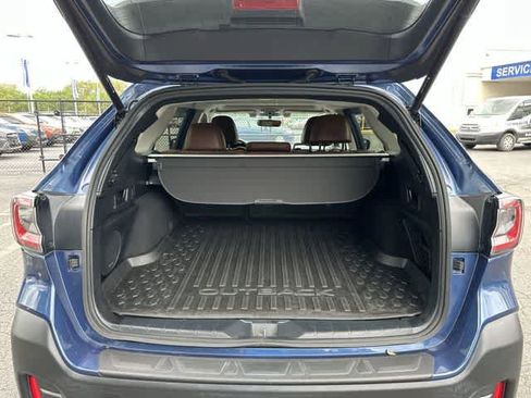 Certified 2022 Subaru Outback Touring AWD/4WD image 25