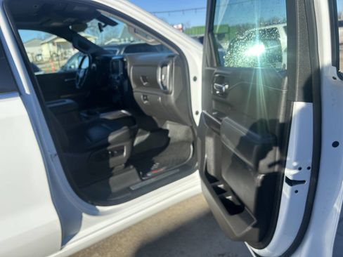 Used 2021 Chevrolet Silverado 1500 LTZ image 27