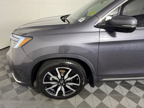 Used 2022 Honda Pilot Touring image 12