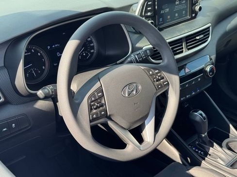 Used 2020 Hyundai Tucson SE image 15