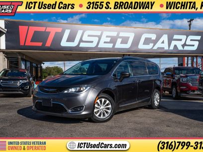Used 2019 Chrysler Pacifica Touring-L
