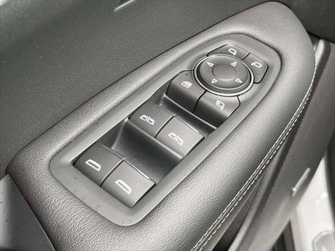 Used 2022 Cadillac XT6 Premium Luxury image 17