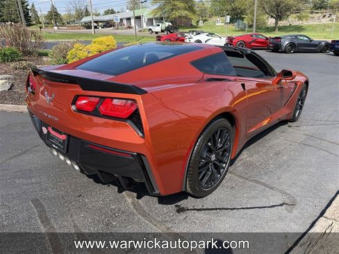 Used 2015 Chevrolet Corvette Stingray Coupe image 7