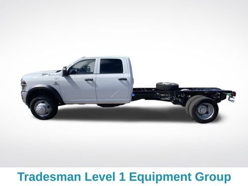 New 2026 RAM 5500 Tradesman w/ Chrome Appearance Group image 3