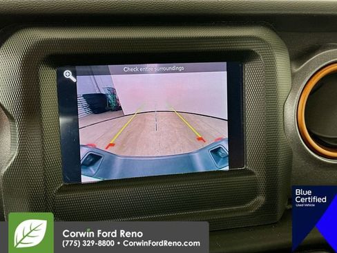 Used 2021 Jeep Gladiator Mojave w/ Trailer Tow Package image 17