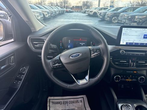 Used 2023 Ford Escape Active image 19