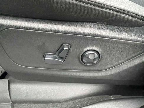 Used 2021 RAM 1500 Big Horn image 17