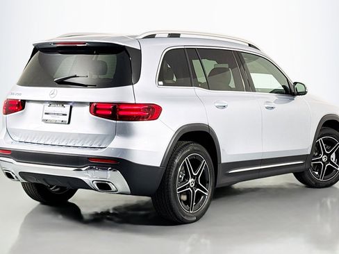 New 2026 Mercedes-Benz GLB 250 image 11