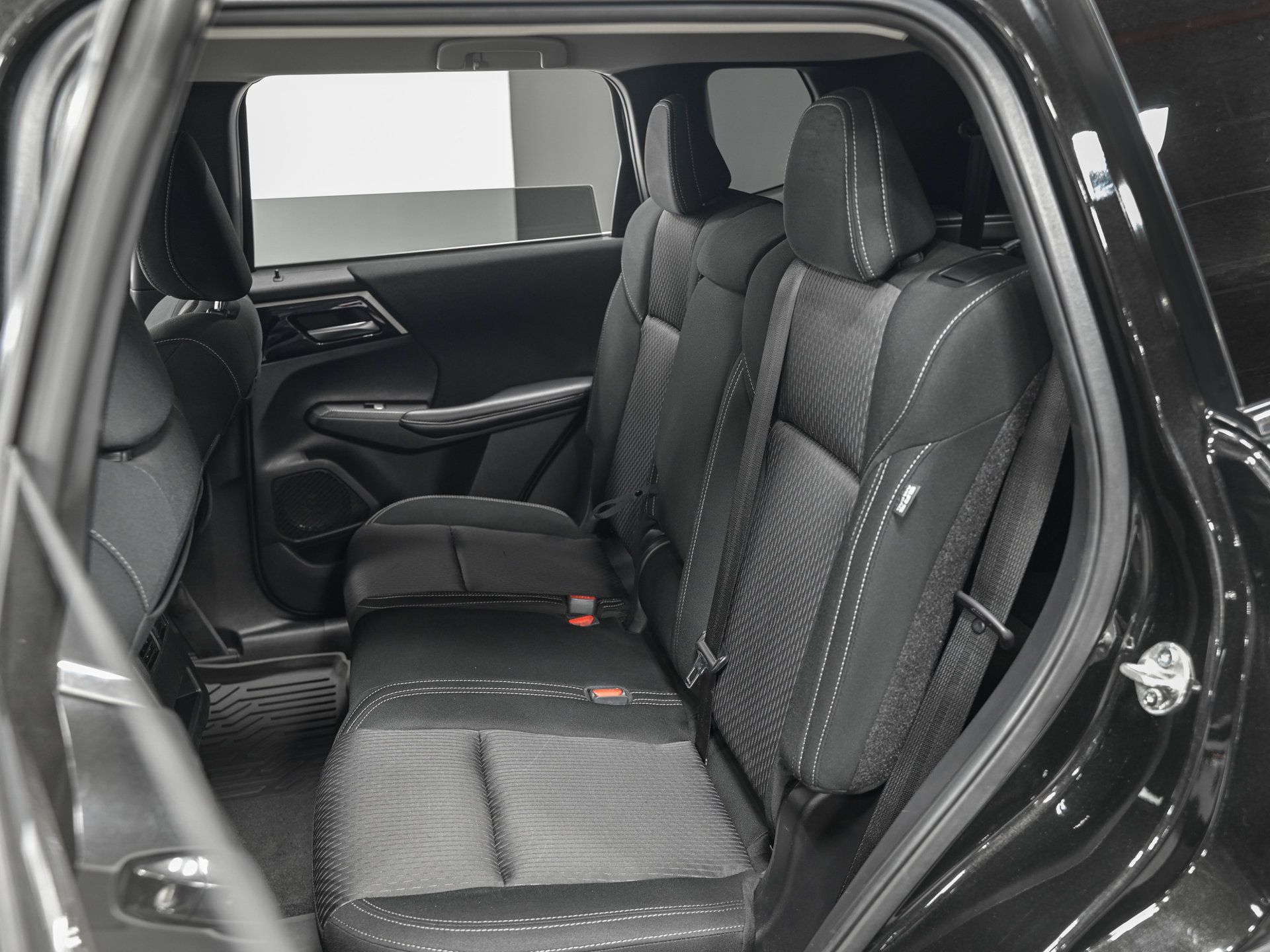 Used 2022 Mitsubishi Outlander ES AWD/4WD image 28