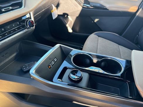 New 2026 Chevrolet Equinox ACTIV w/ Convenience Package III image 27