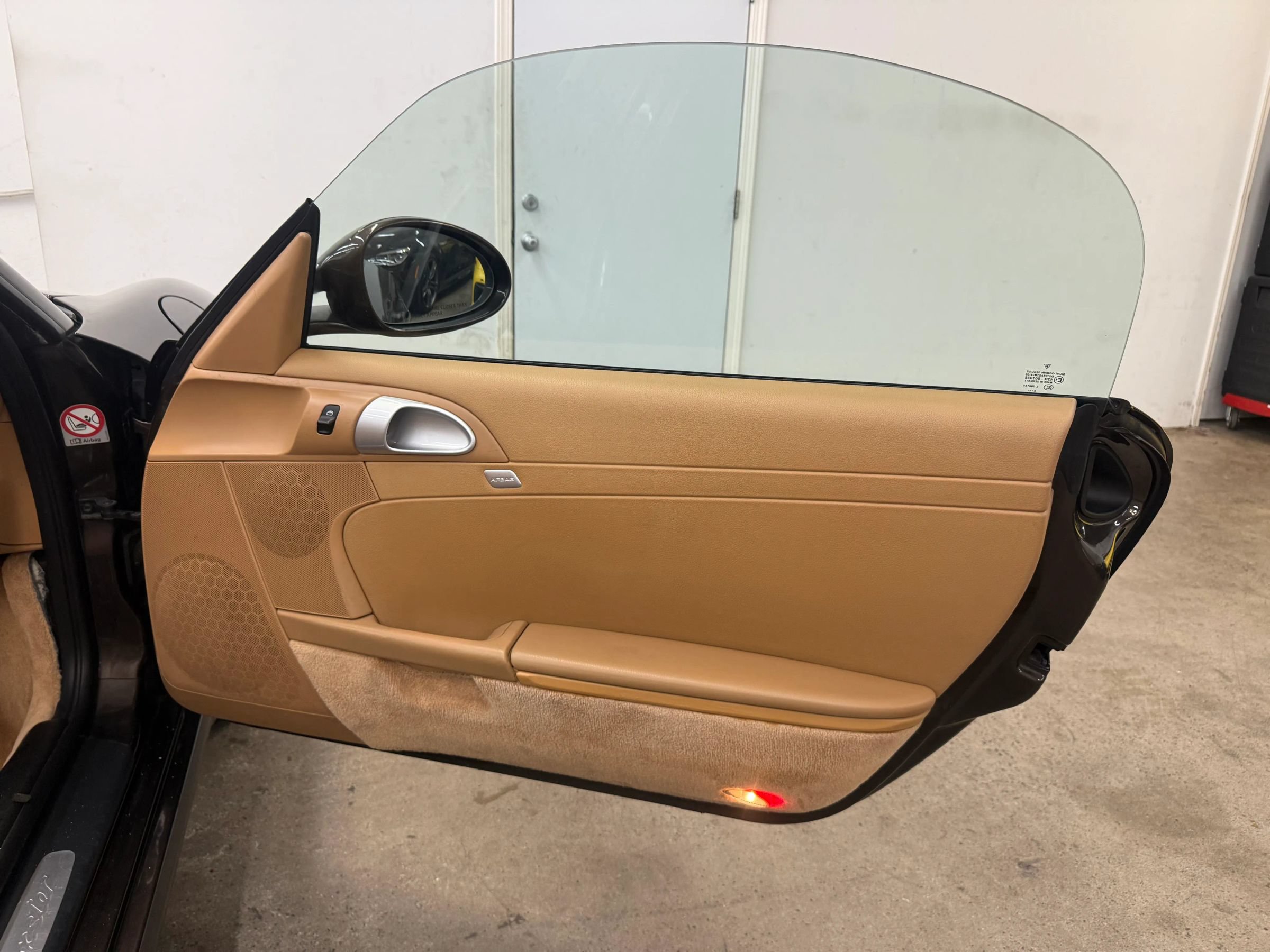 Used 2010 Porsche Boxster RWD image 13