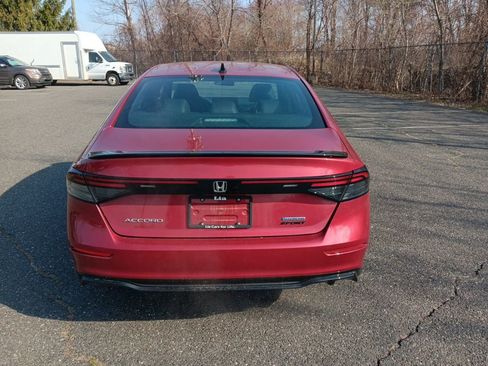 Used 2024 Honda Accord Sport image 4