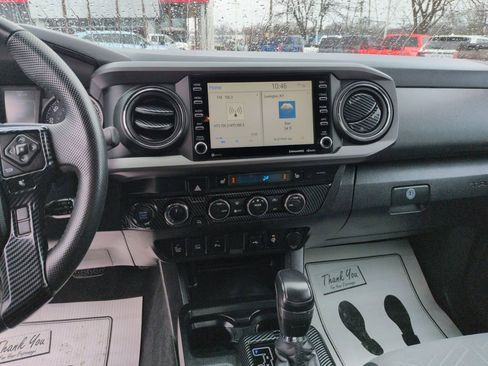 Used 2021 Toyota Tacoma TRD Sport w/ TRD Premium Sport Package image 17