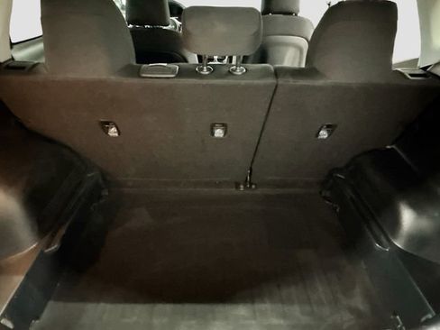 Used 2023 Kia Soul LX w/ LX Technology Package image 24