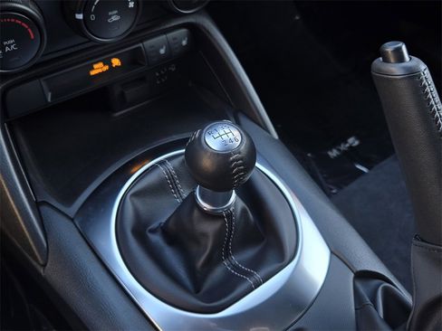 Certified 2023 MAZDA MX-5 Miata Club w/ Brembo/BBS Recaro Package image 22