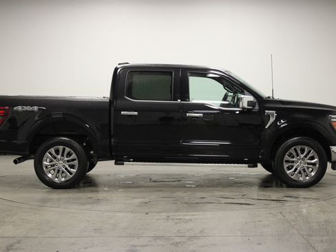 Used 2024 Ford F150 Lariat image 9