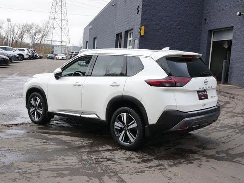 Certified 2023 Nissan Rogue SL w/ SL Premium Package image 5