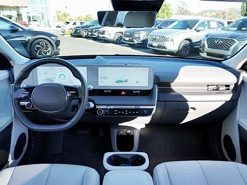 Certified 2024 Hyundai Ioniq 5 Limited RWD image 19
