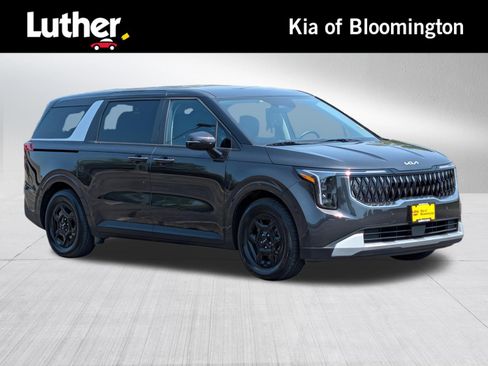 Certified 2026 Kia Carnival FWD image 1