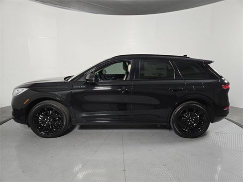 New 2026 Lincoln Corsair Grand Touring image 8