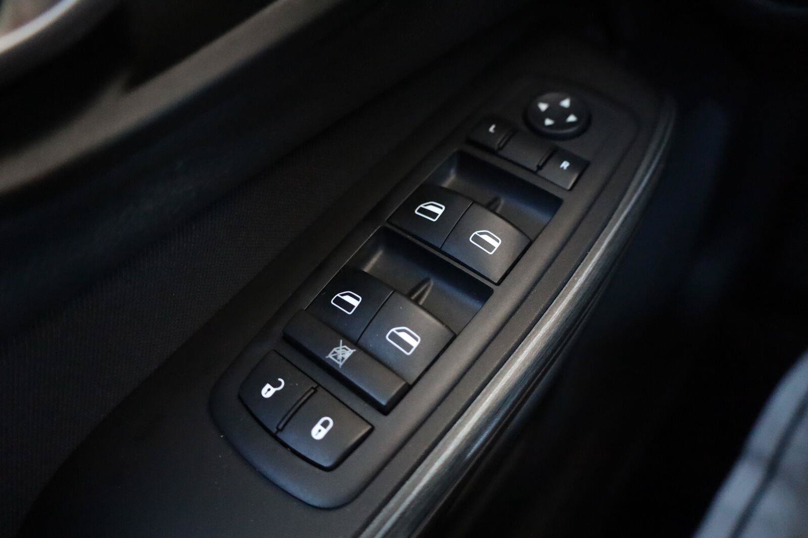 Used 2014 Jeep Cherokee Sport FWD image 35