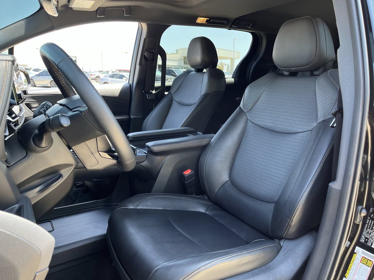 Used 2023 Toyota Sienna XLE Woodland Edition AWD/4WD image 23