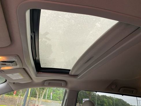Used 2018 Toyota Sienna XLE FWD image 15