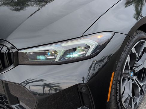 Used 2025 BMW 330i Sedan w/ M Sport Package image 6