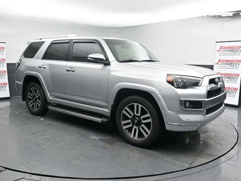 Used 2019 Toyota 4Runner Limited image 2