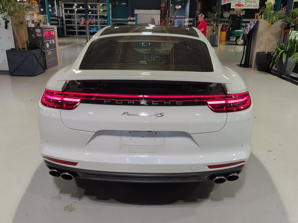 Used 2018 Porsche Panamera 4S AWD/4WD image 12