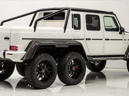 Used 2026 Mercedes-Benz G 63 AMG AMG G 63 - 6x6 image 9